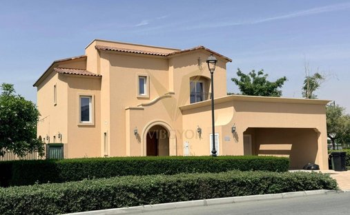 Villa in Wadi Al Safa 5, Wadi Al Safa, Emirato di Dubai 1
