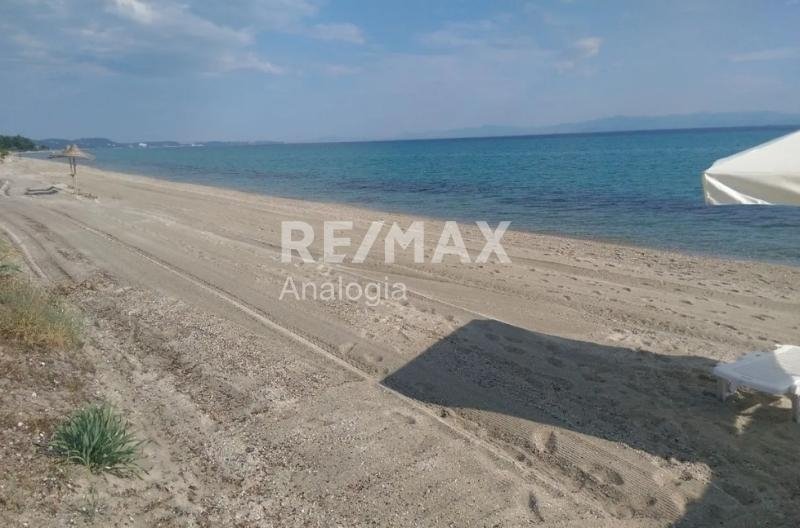 Villa in Pallini Municipal Unit, Macedonia and Thrace, Greece 3 - 17780933