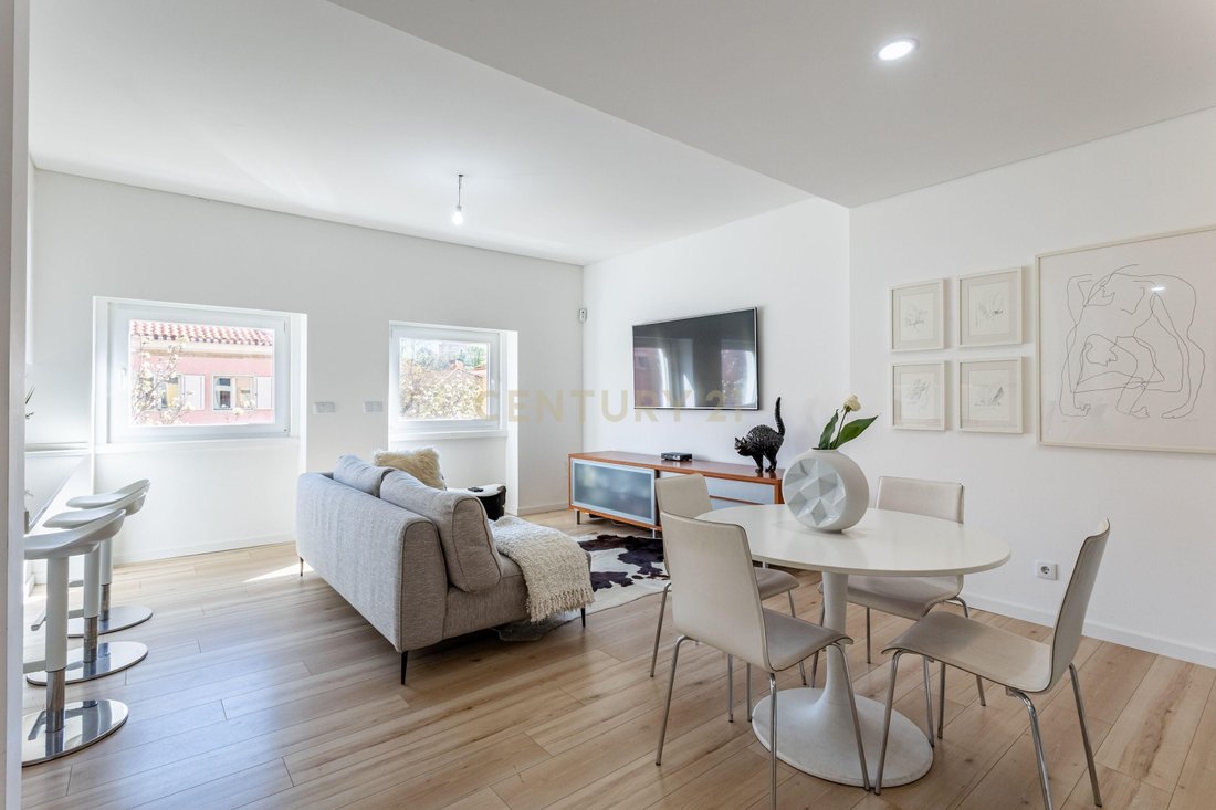 Apartment in Alvalade, Lisbon, Portugal 2 - 17782483