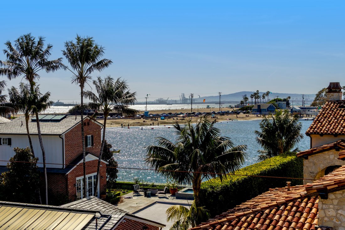 House in Signal Hill, California, United States 4 - 17780570