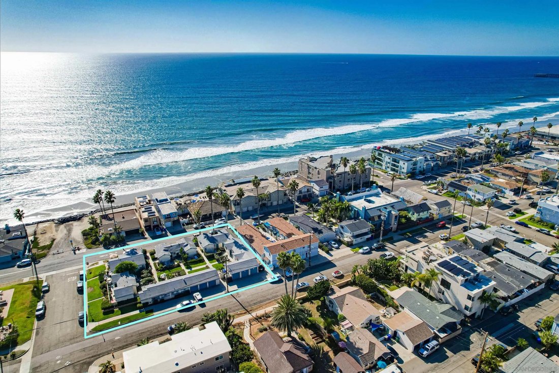 Oceanside, California, United States 2 - 17781746