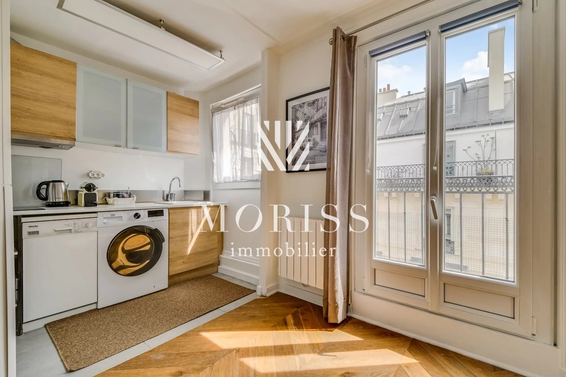 Apartment in Saint Germain l'Auxerrois, Paris 1er Arrondissement, Paris 5 - 17779903