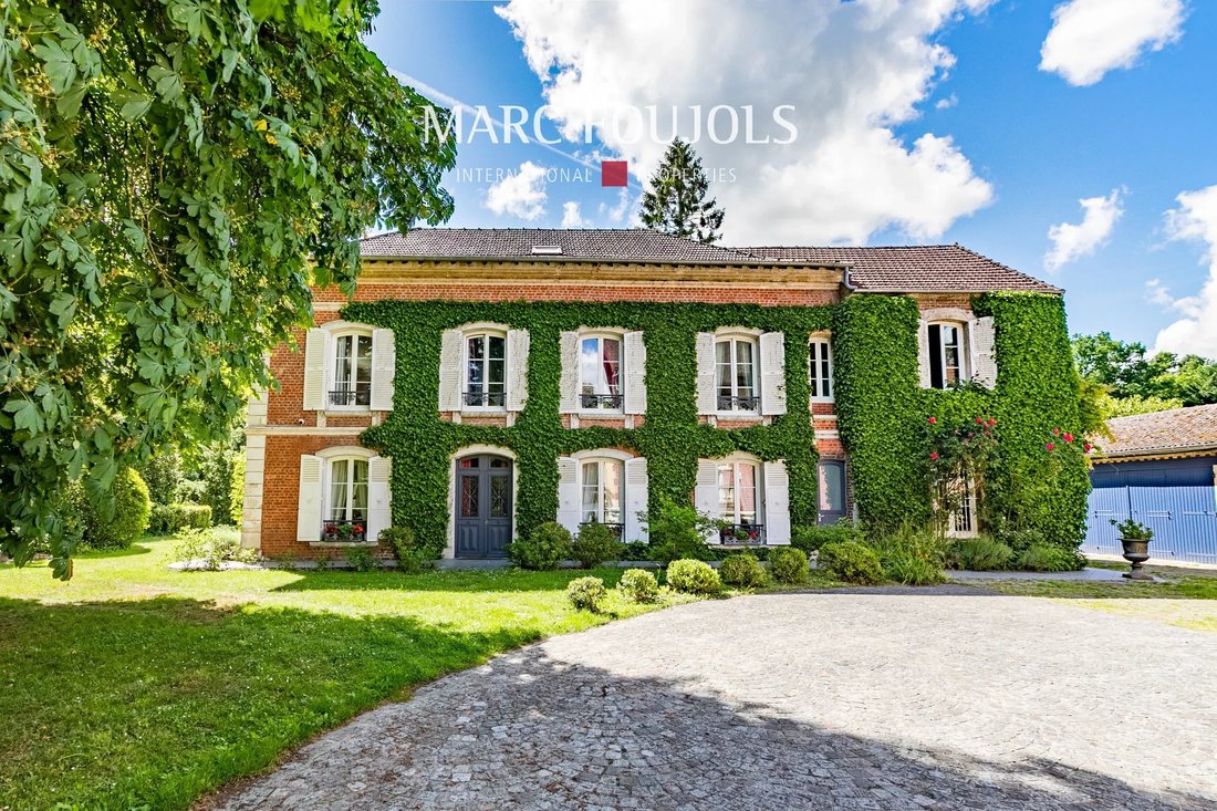 Casa a Compiegne, Alta Francia, Francia 1 - 17779981