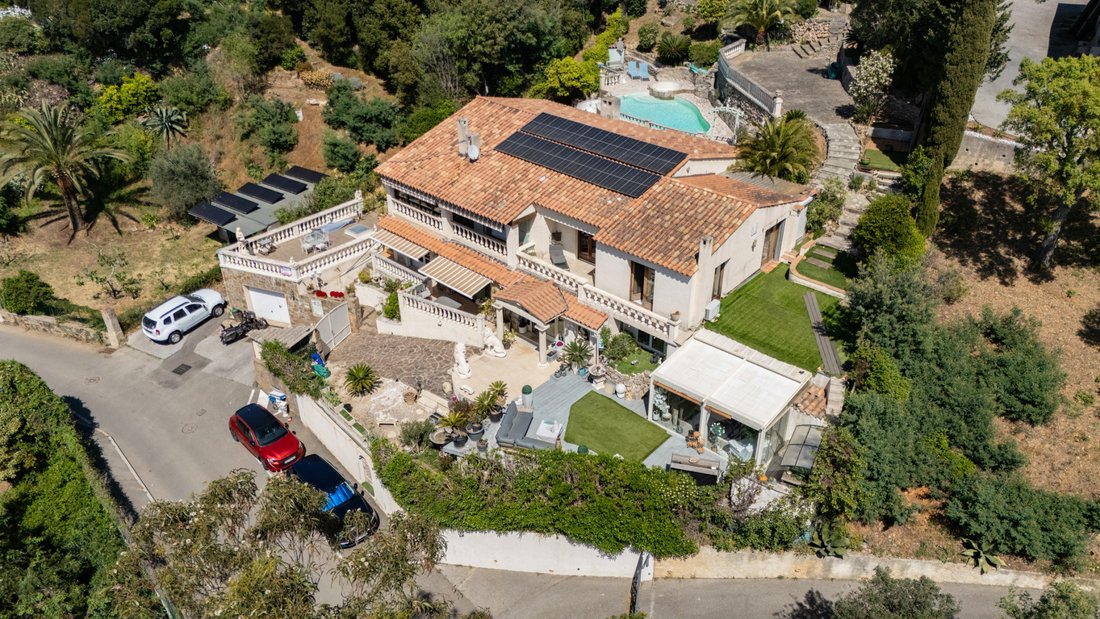 House in La Croix-Valmer, Provence-Alpes-Côte d'Azur, France 3 - 17779386