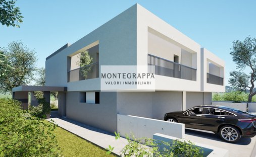 House in Rossano Veneto, Veneto, Italy 1