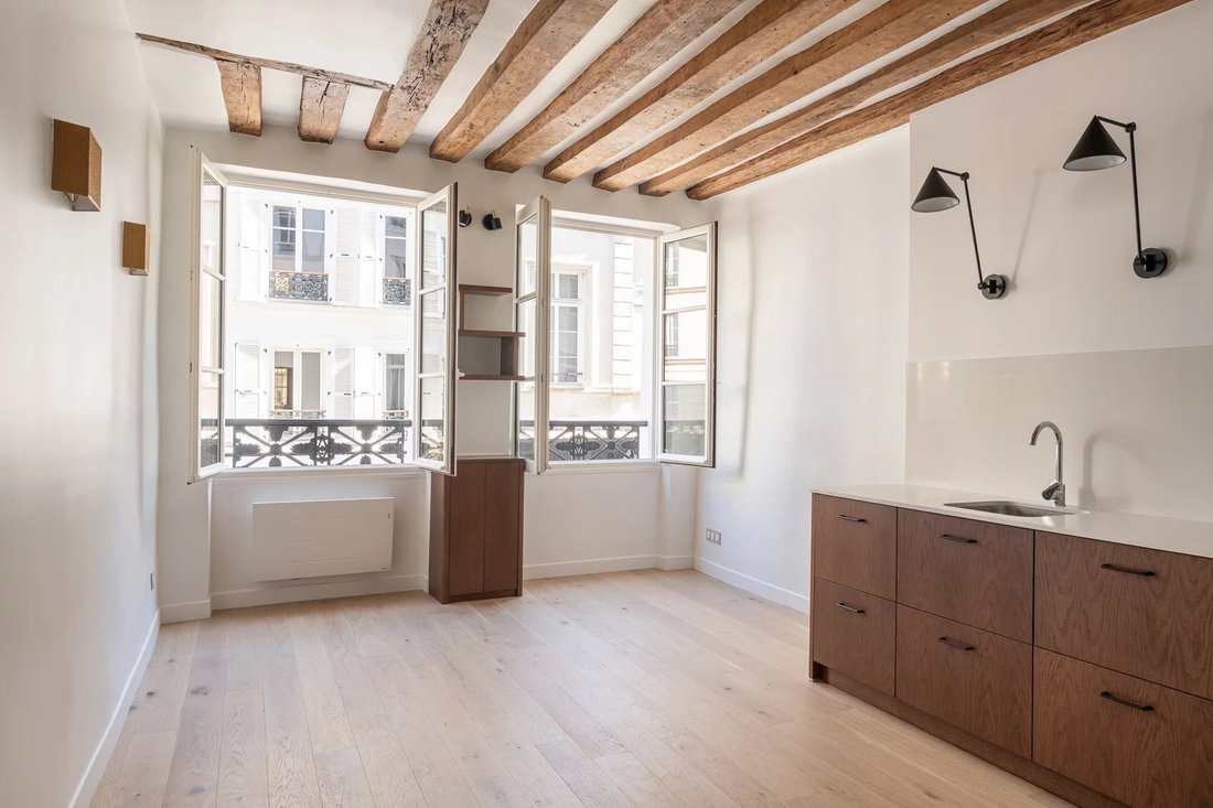 Apartment in Saint Merri, Paris 4e Arrondissement, Paris 1 - 17779459