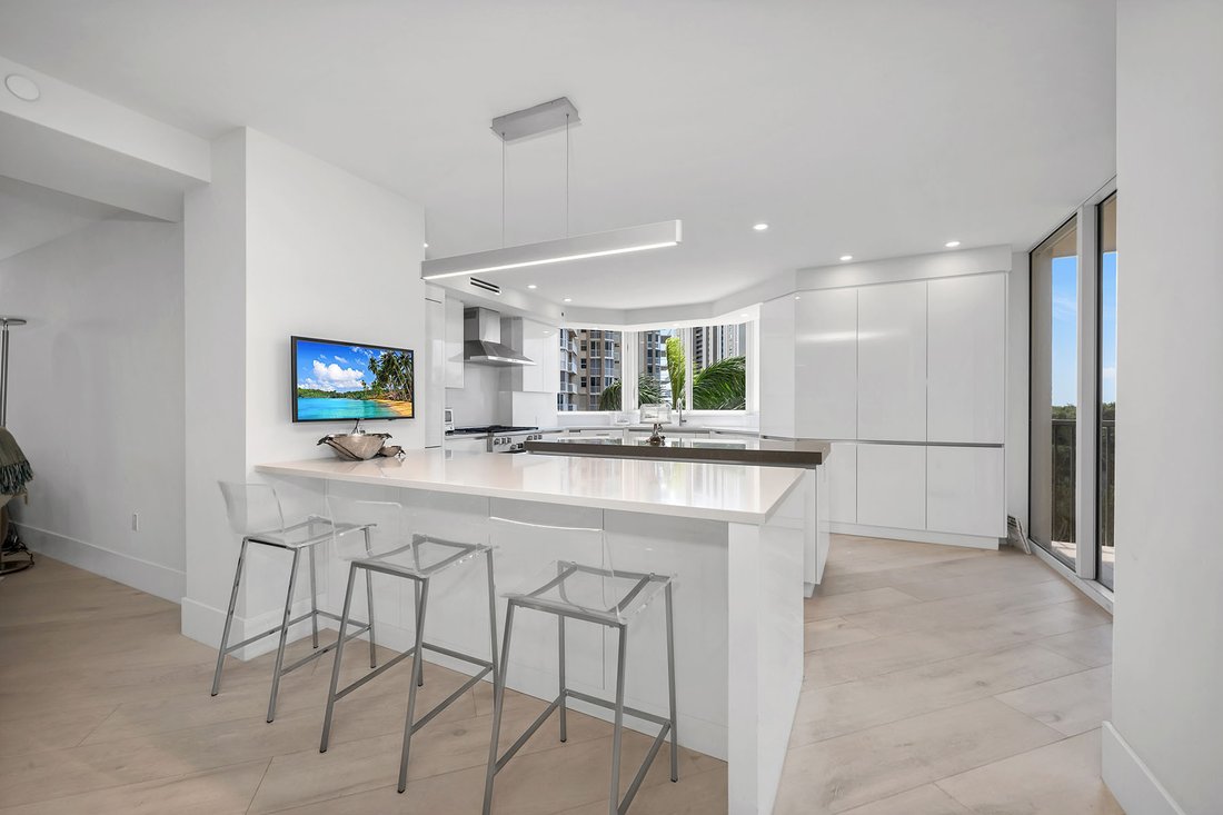 Condo in Naples, Florida, United States 4 - 17783729