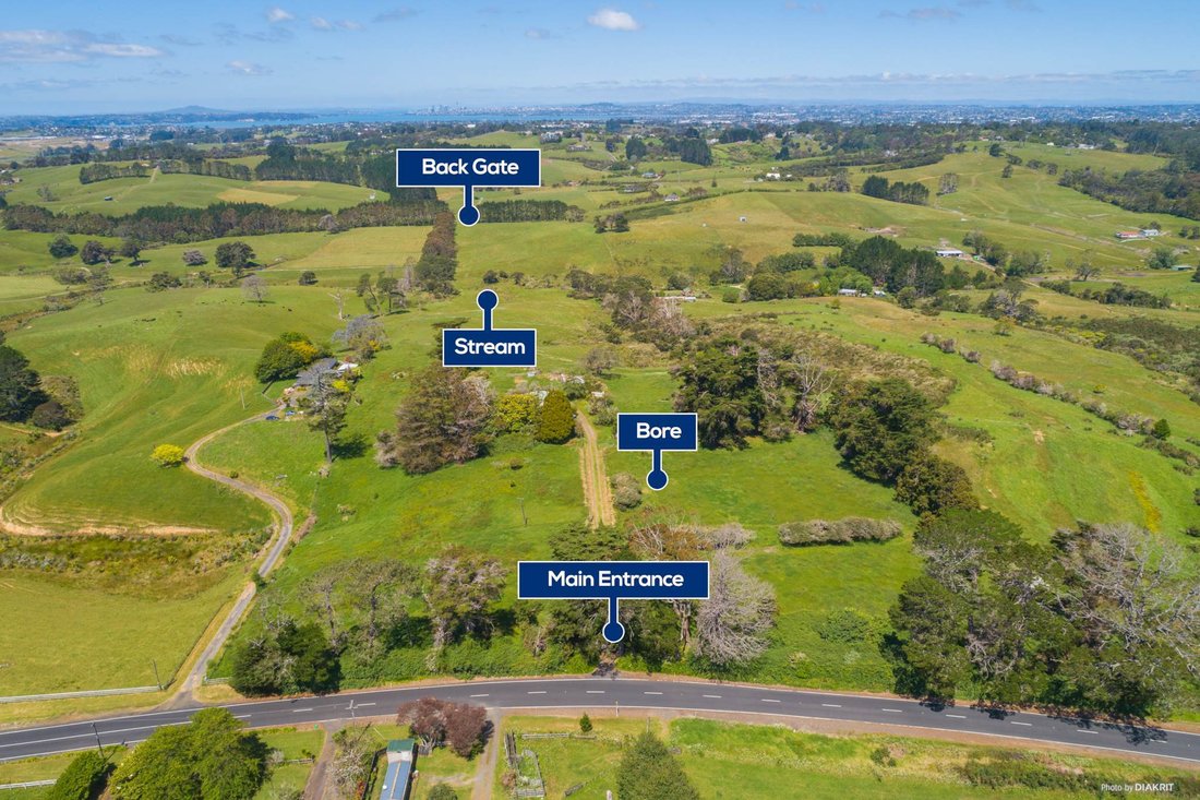 House in Taupaki, Auckland, New Zealand 5 - 17336135