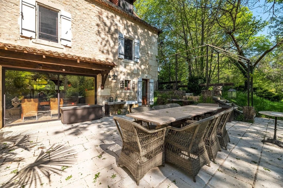Estate in Campsegret, Nouvelle-Aquitaine, France 3 - 17779353
