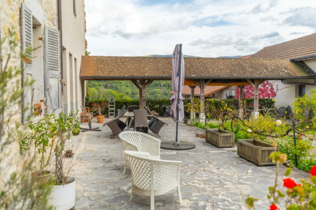 Estate in Artemare, Auvergne-Rhône-Alpes, France 2 - 16474301
