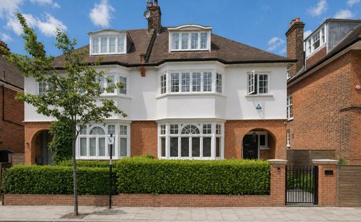 House in Hampstead, Camden, England 1