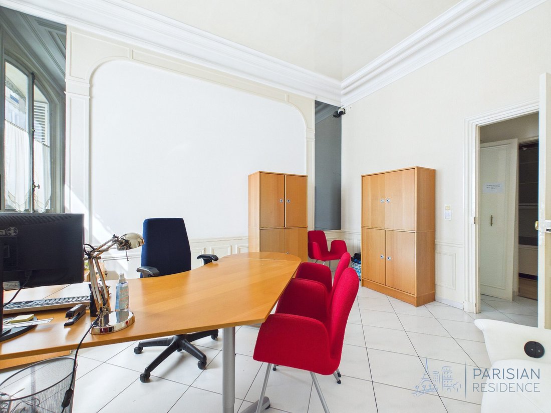 Apartment in Elysées-Madeleine, Paris 8e Arrondissement, Paris 2 - 17783671