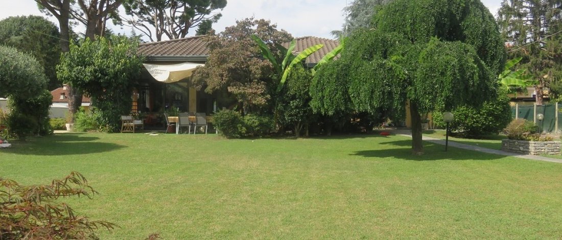 Villa in Casorate Sempione, Lombardy, Italy 4 - 17778793