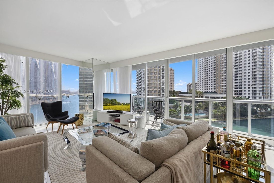 Condo in Miami, Florida, United States 1 - 17781360