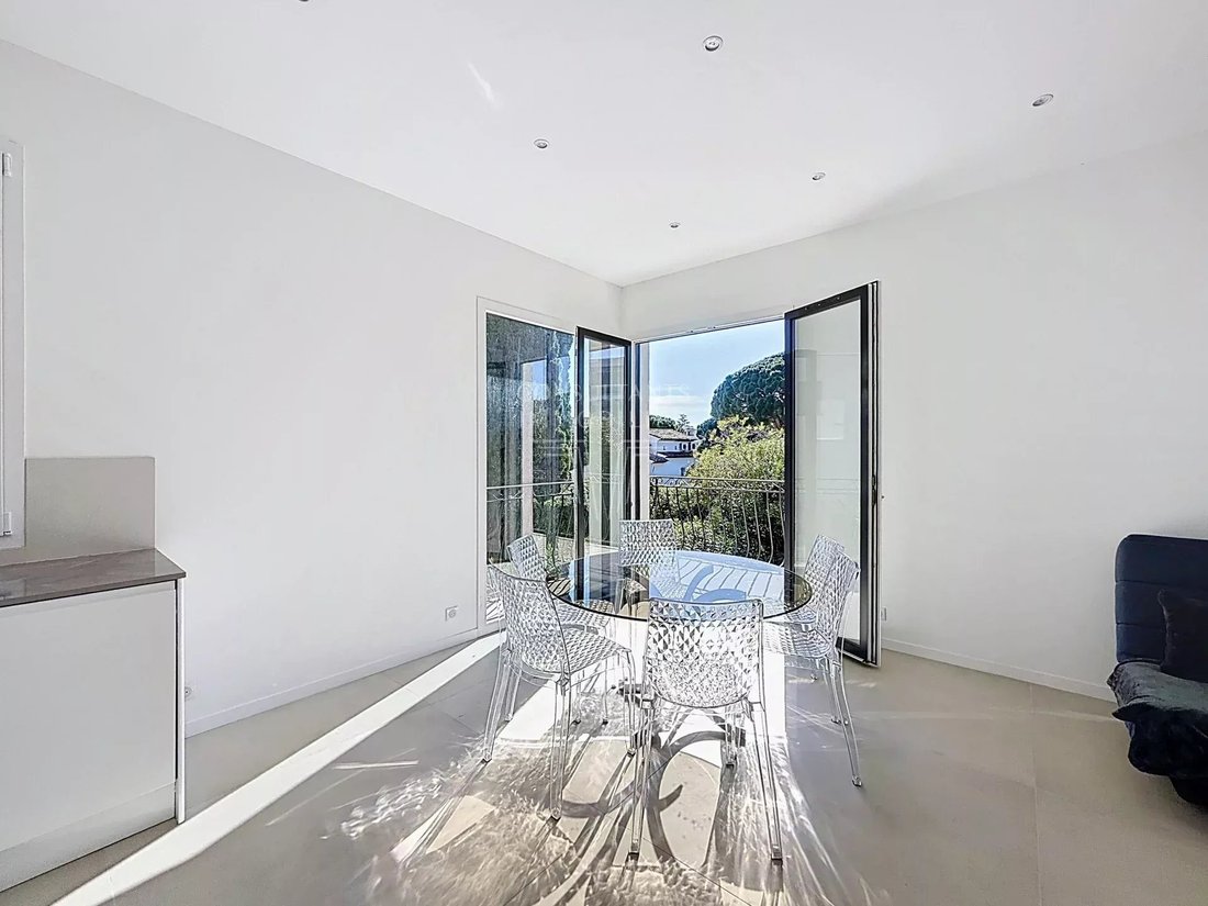 House in Vallergues, Cannes, France 1 - 16392251