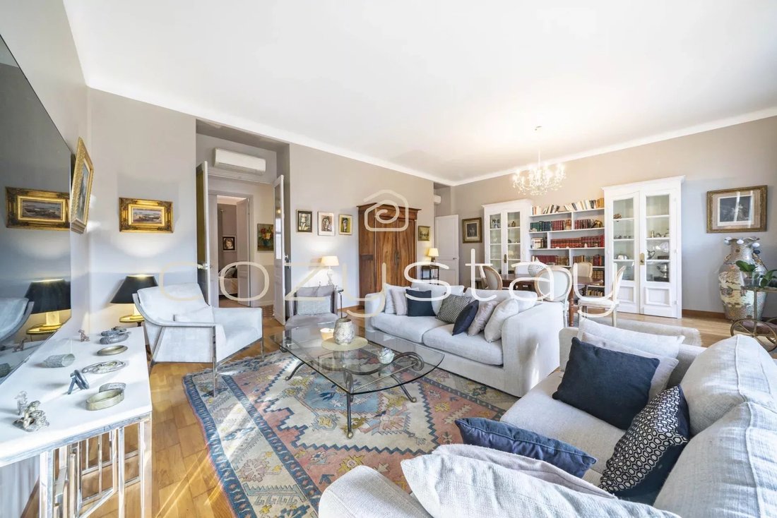 Apartment in Saint Nicolas, Cannes, France 1 - 17022268