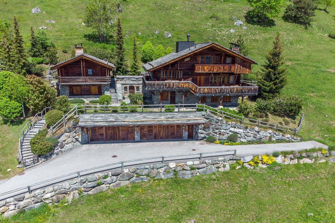 Chalet in Bagnes, Wallis, Schweiz 1 - 17734399