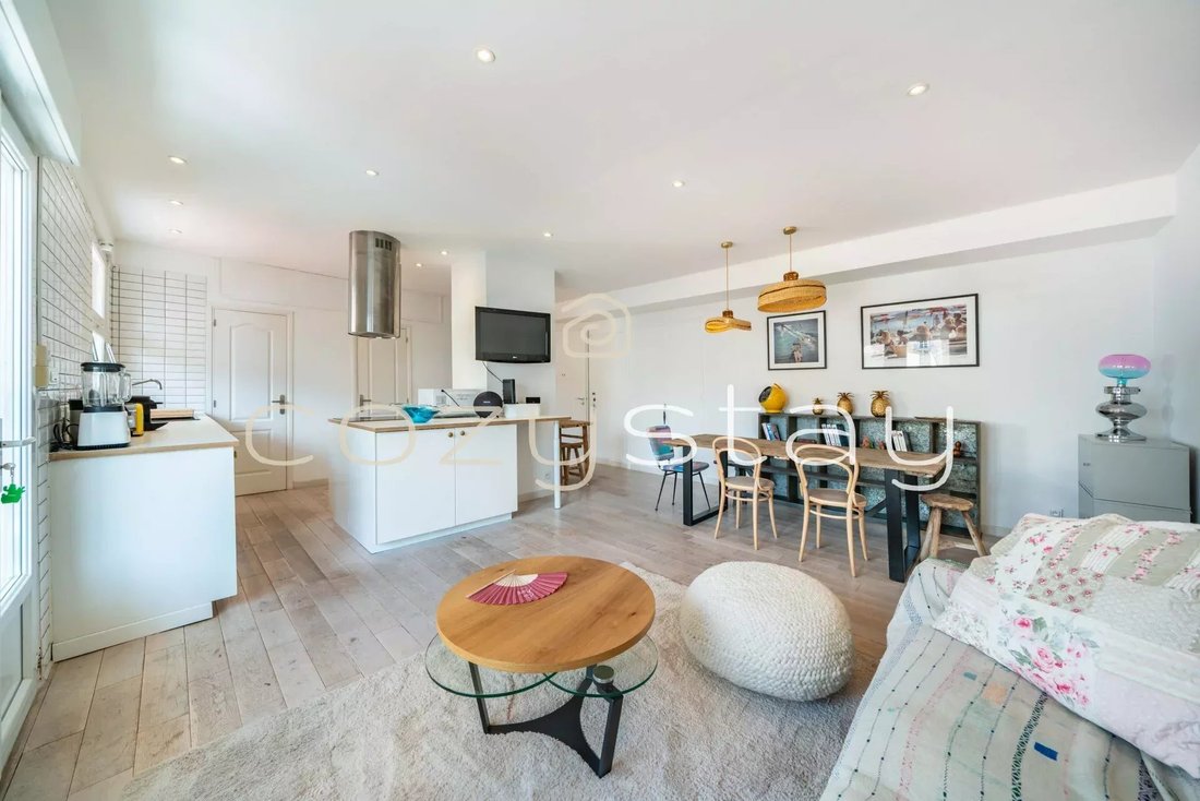 Apartment in Montfleury, Cannes, France 1 - 16032754
