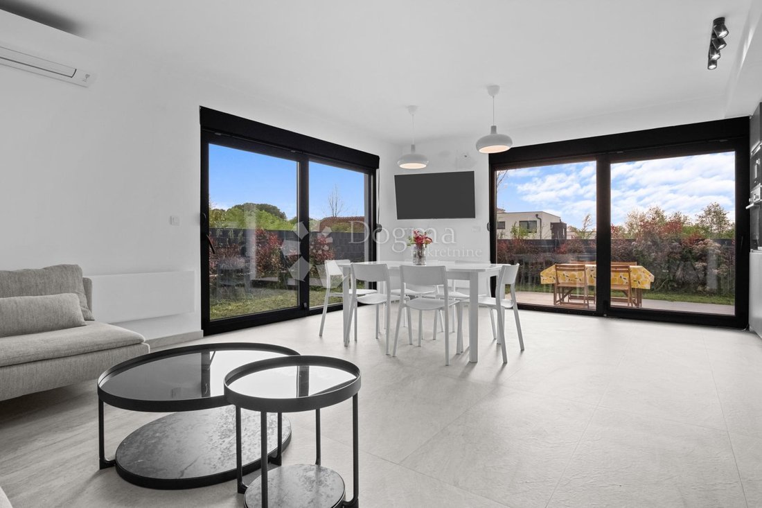 House in Porec, Istria County, Croatia 4 - 17782257