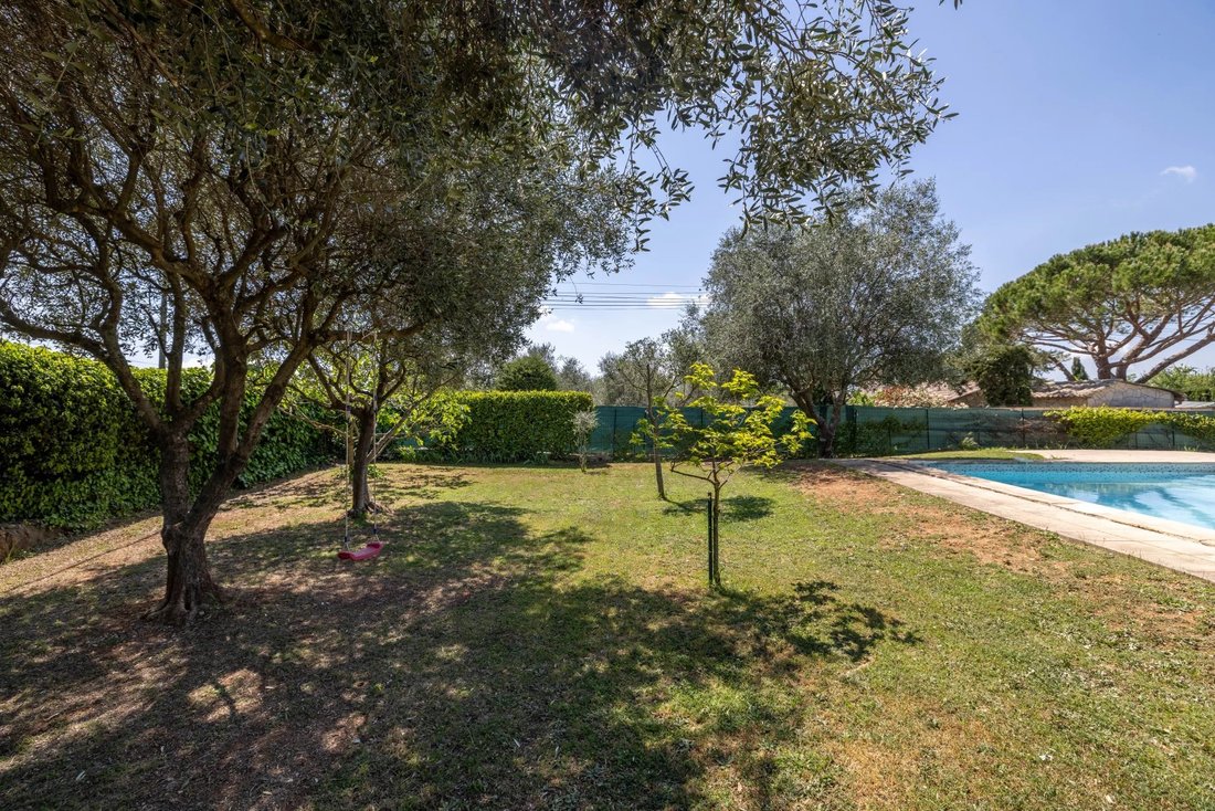 Villa in Saint-Cézaire-sur-Siagne, Provence-Alpes-Côte d'Azur, France 1 - 17782632