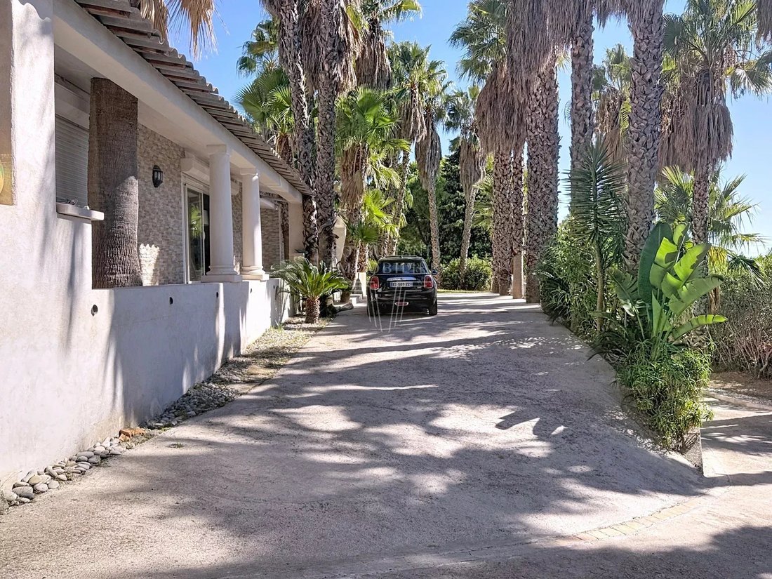 Villa in Vallée Verte-Issarts-Vignasses, Biot, France 5 - 16321905