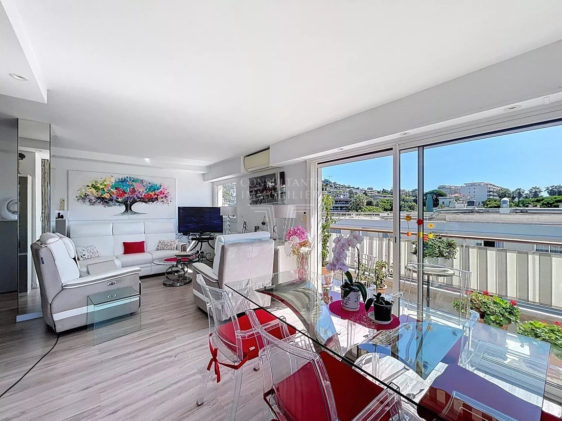 Apartment in La Source, Cannes, France 4 - 15913972