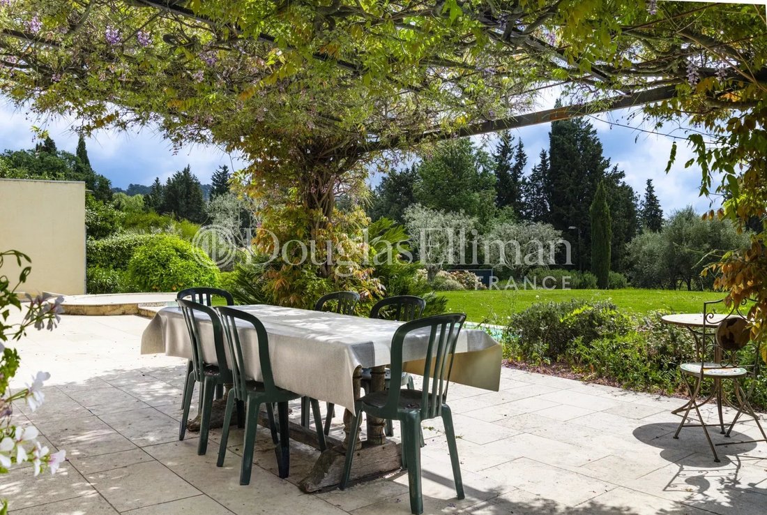 Villa in Opio, Provence-Alpes-Côte d'Azur, France 4 - 17780034