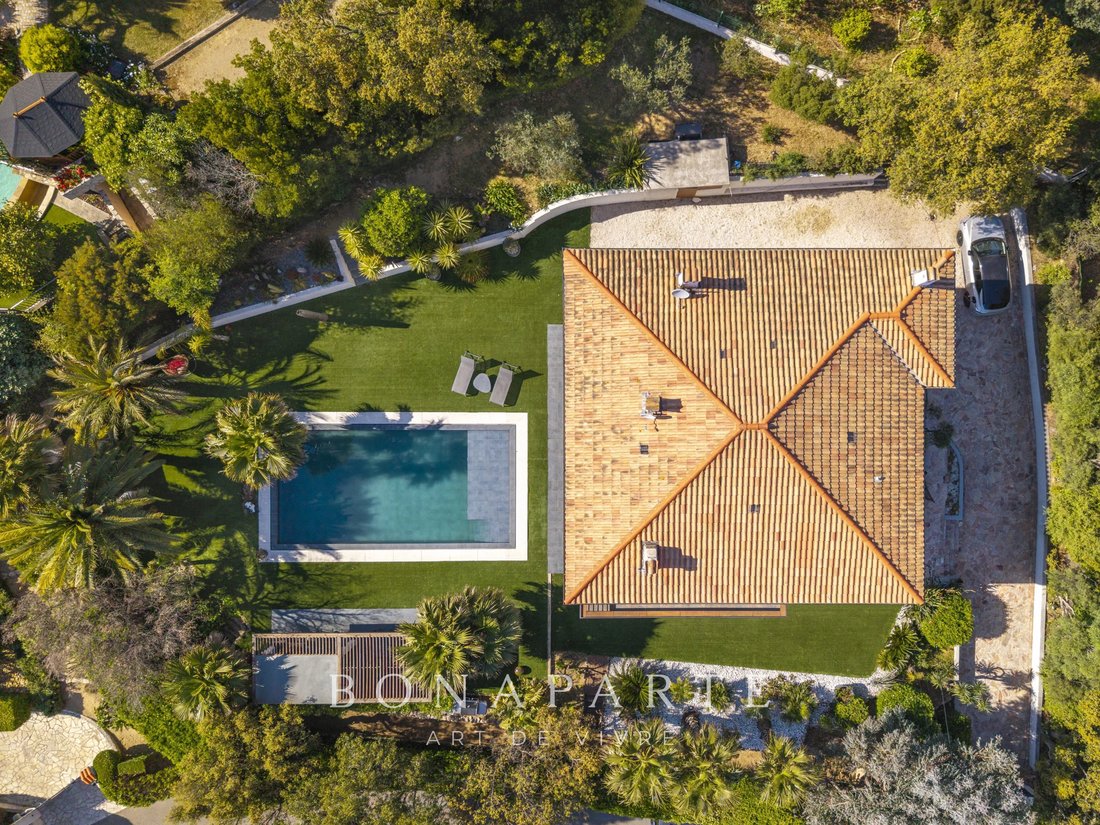 House in Frejus, Provence-Alpes-Côte d'Azur, France 2 - 17780161