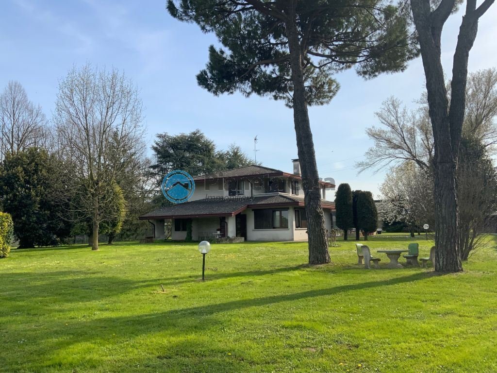 Villa in Noventa Padovana, Veneto, Italy 2 - 17778653