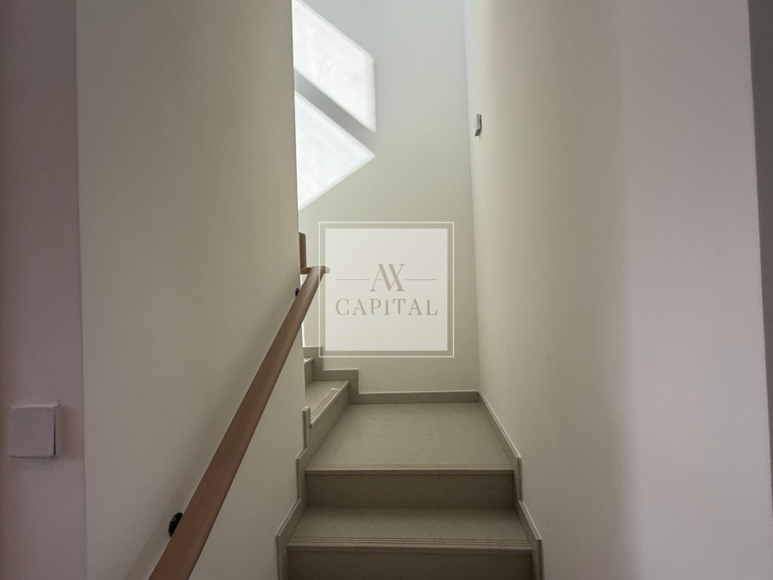 Townhouse in Al Jaddaf, Dubai, United Arab Emirates 4 - 17779642