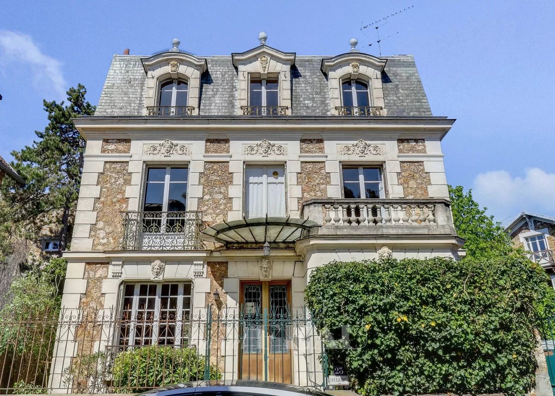 House in Montreuil, Versailles, France 1 - 17779471