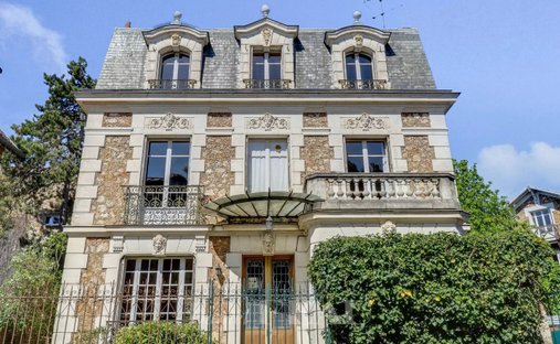 House in Montreuil, Versailles, France 1