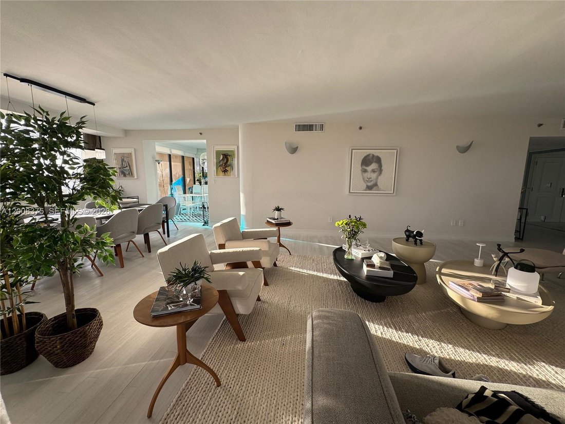 Condo in Miami, Florida, United States 3 - 17778692