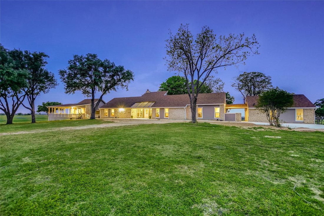 House in Beyersville, Texas, United States 1 - 17781322