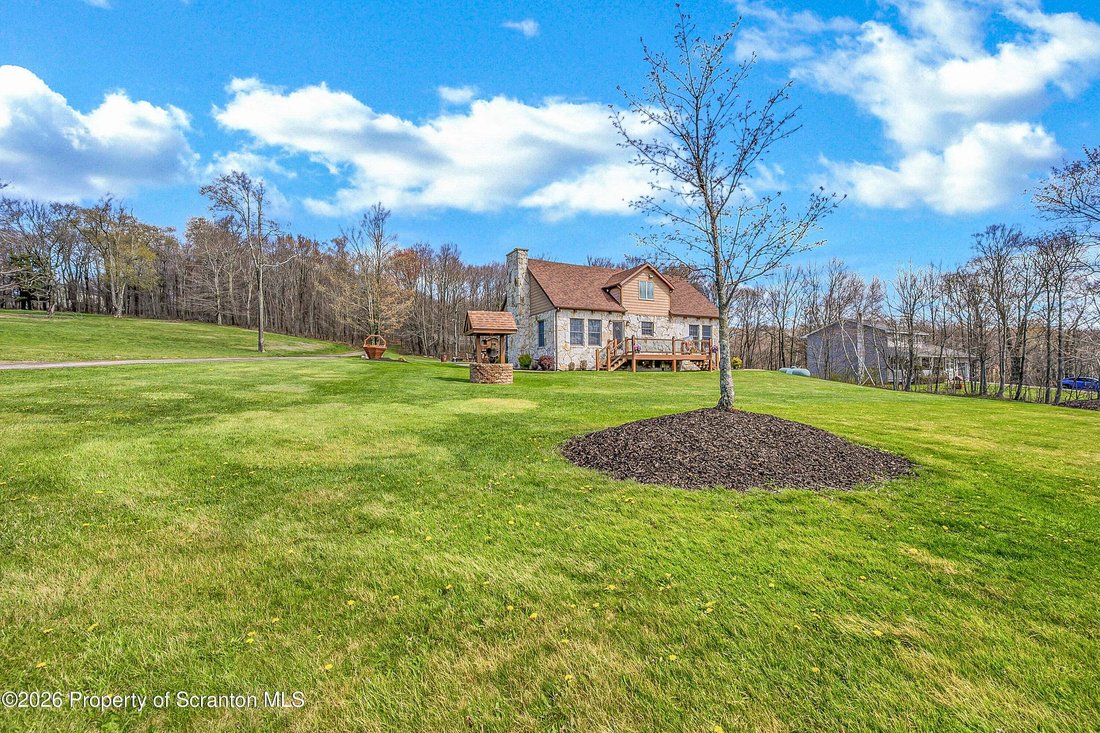 House in Vandling, Pennsylvania, United States 5 - 17757361