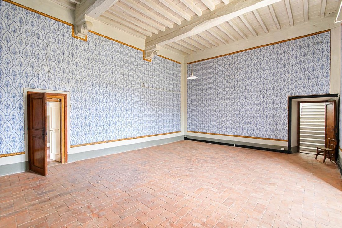 Villa in Rignano sull'Arno, Tuscany, Italy 2 - 16724213
