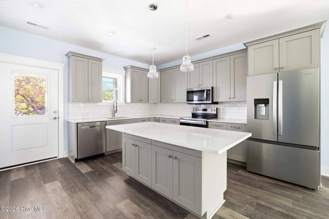 House in Oak Island, North Carolina, United States 2 - 17765830