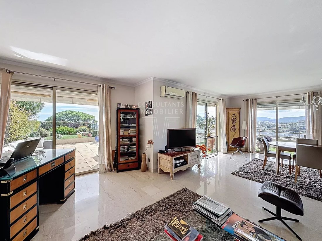 Apartment in Vieux Cannet, Le Cannet, France 3 - 16362544