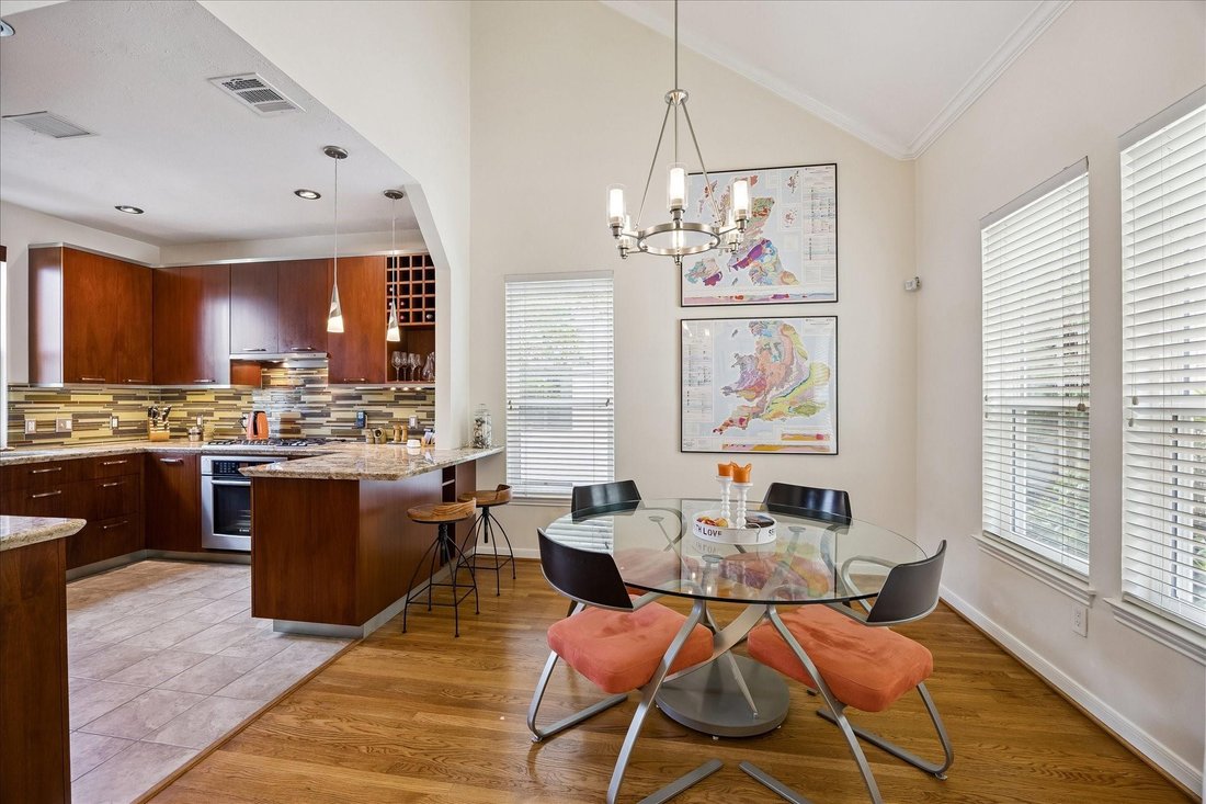 Townhouse in Houston, Texas, United States 5 - 17779187