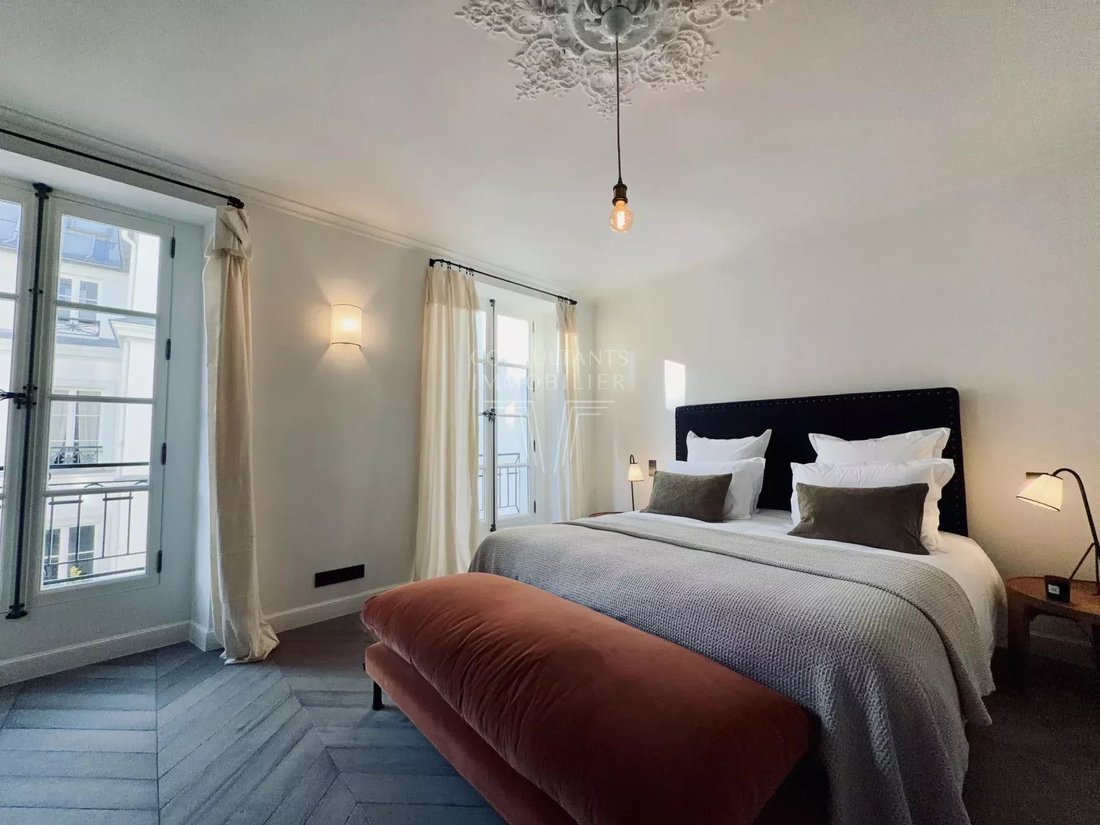Apartment in Saint Thomas d'Aquin, Paris 7e Arrondissement, Paris 5 - 17074714