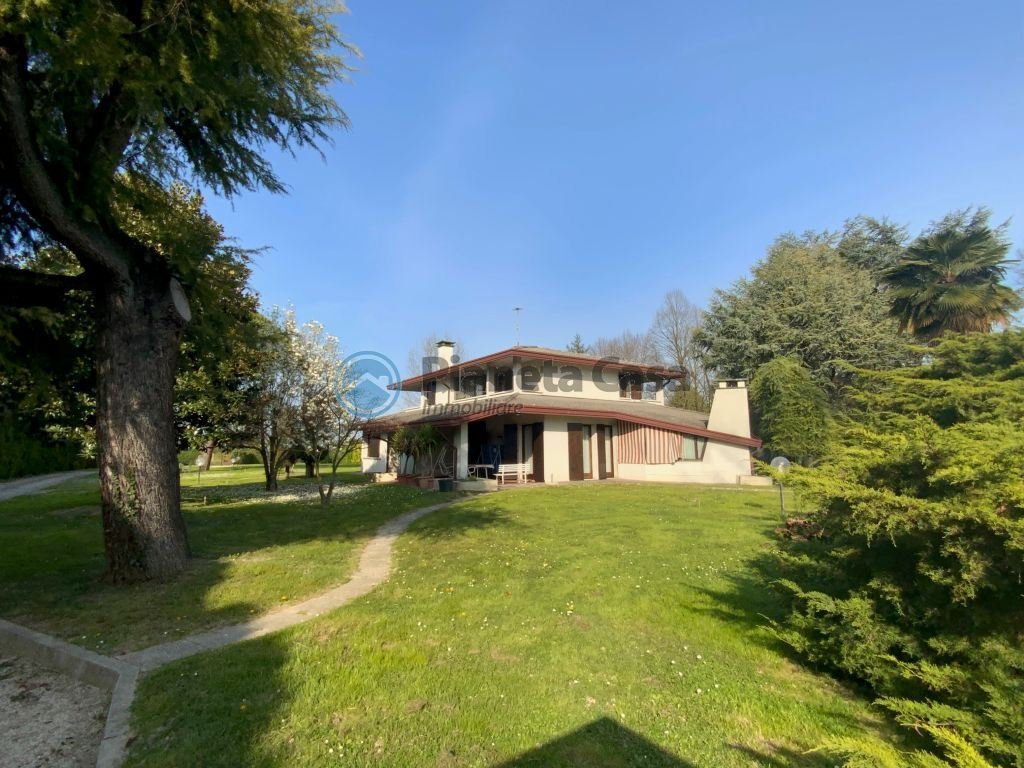 Villa in Noventa Padovana, Veneto, Italy 1 - 17778653
