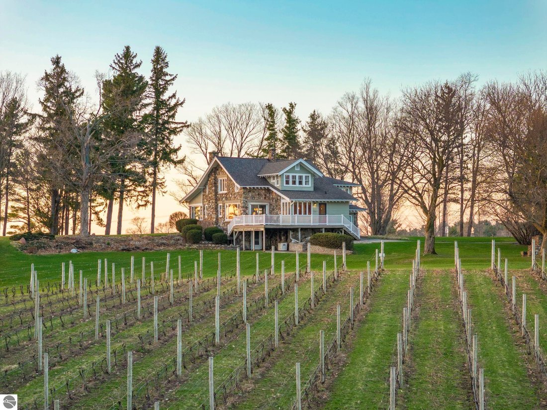 House in Traverse City, Michigan, United States 4 - 17780603