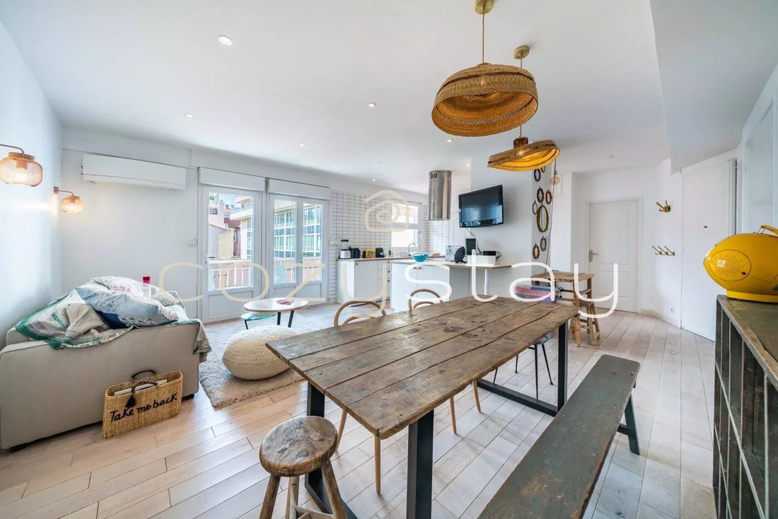 Apartment in Montfleury, Cannes, France 2 - 16032754