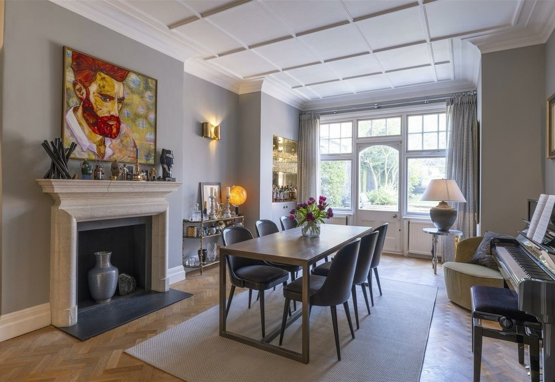 House in Hampstead, Camden, England 4 - 17780872