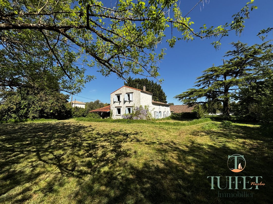 House in Breuillet, Nouvelle-Aquitaine, France 1 - 17783575