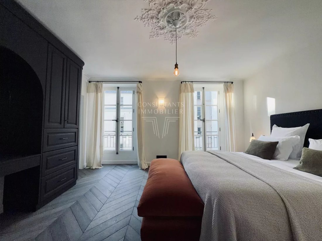 Apartment in Saint Thomas d'Aquin, Paris 7e Arrondissement, Paris 3 - 17074714