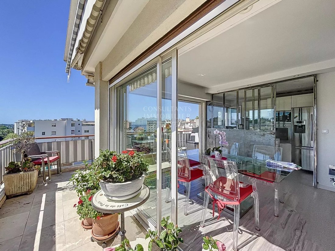 Apartment in La Source, Cannes, France 1 - 15913972