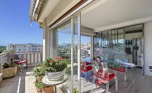 Apartment in La Source, Cannes, France 1
