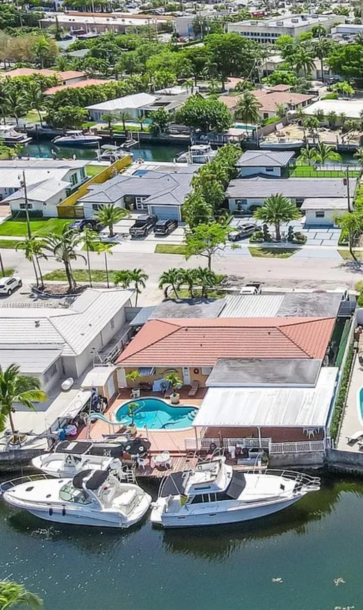 House in North Miami Beach, Florida, United States 1 - 17534076