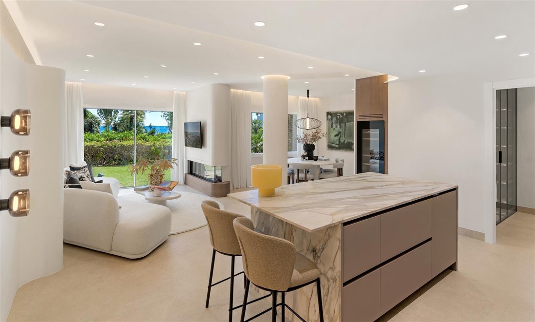 Apartment in Cancelada, Estepona, Andalusia 4 - 17778602